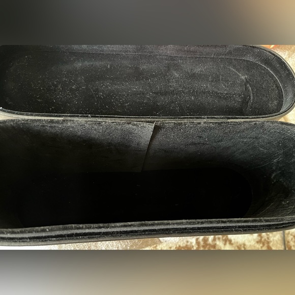 Dyson SuperSonic Case - Picture 3 of 3